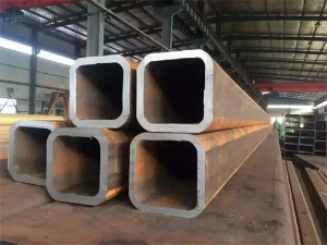 Q235B無縫矩形管